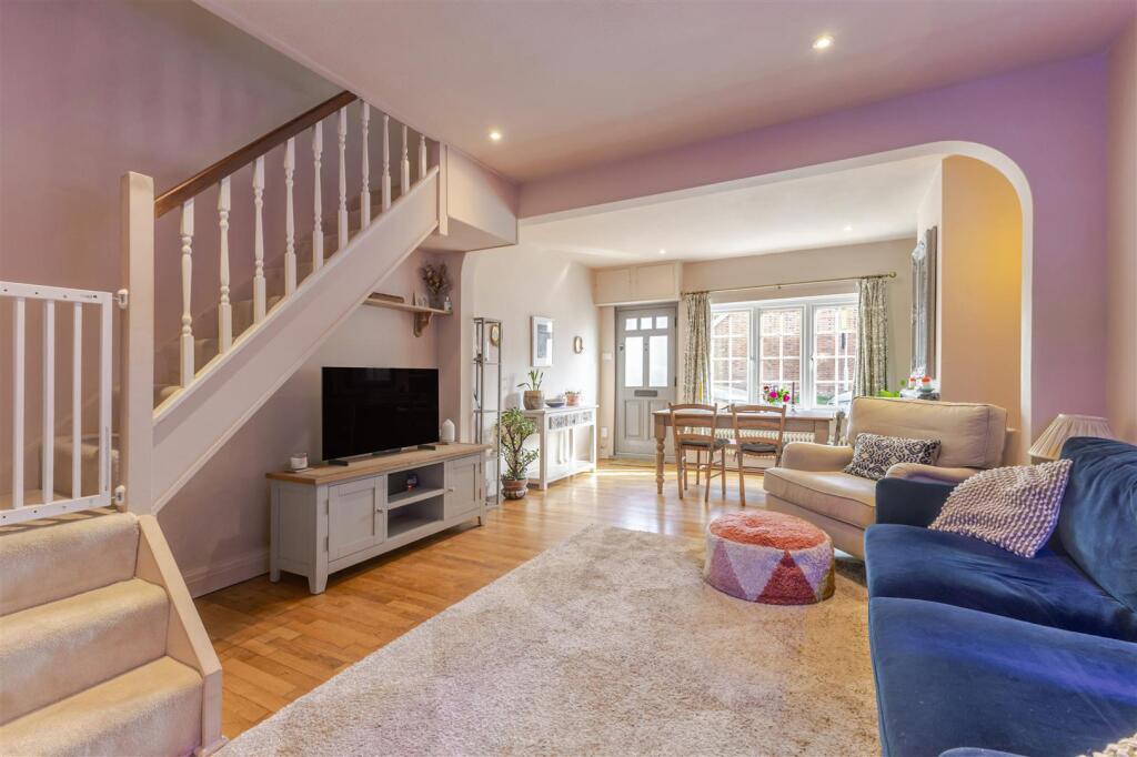 House in Southampton - View 2