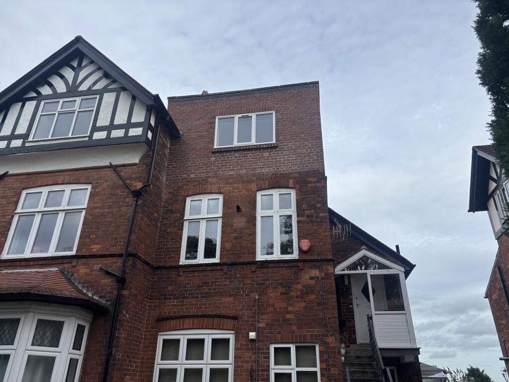 Apartment in York - View 2
