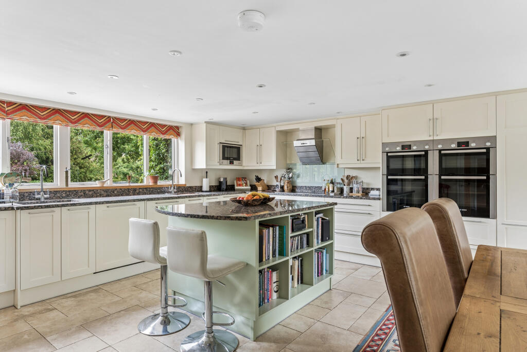 House in South Oxfordshire, Aston Rowant - View 4
