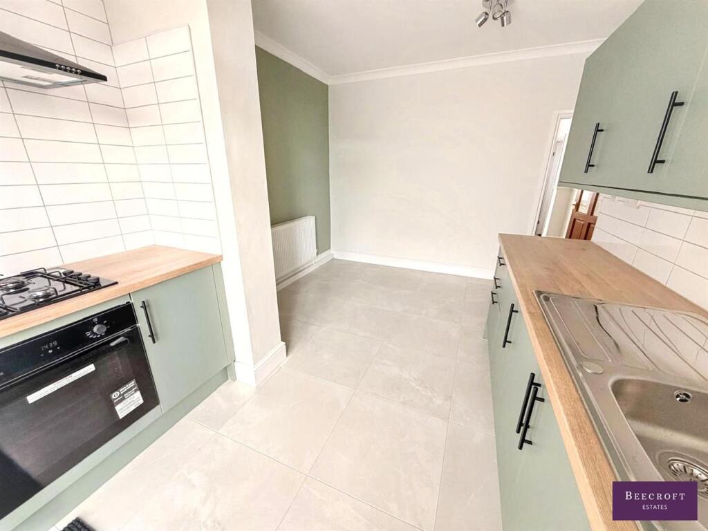 Barnsley Road, Darfield, Barnsley - View 3