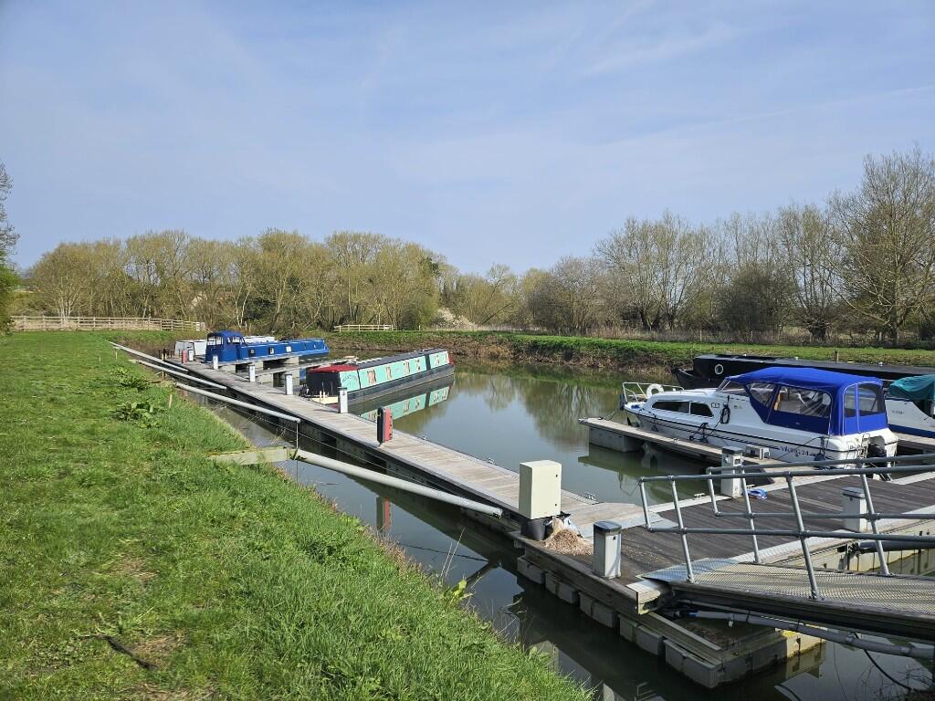 Main image of property: Forest Bank Moorings, Welford Road, Bidford-upon-Avon, Warwickshire, B50 