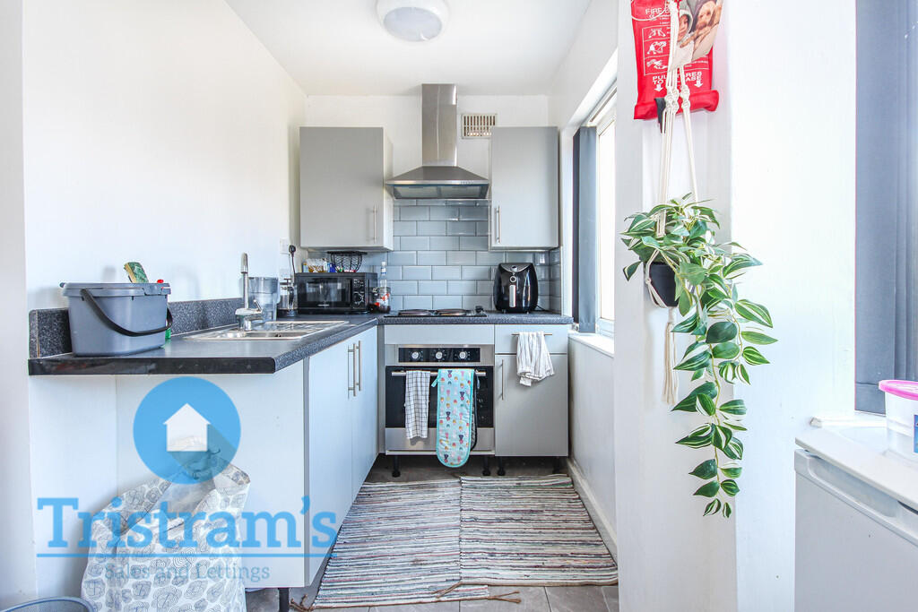 Main image of property: Lower Road, Beeston