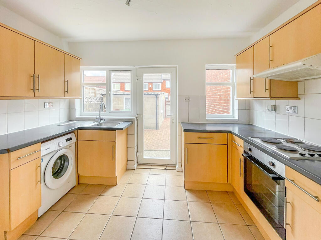 House in Wakefield - View 4