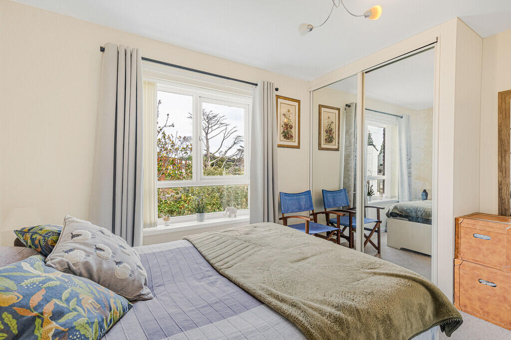 Apartment in Torquay - View 5