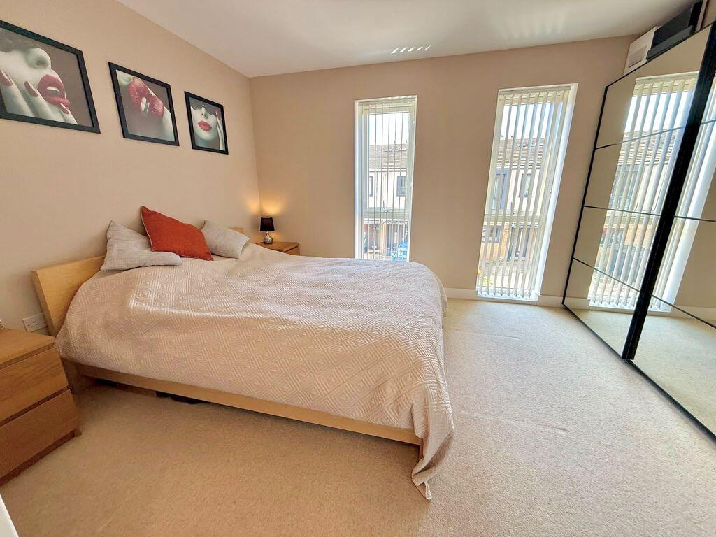Apartment in Houghton Regis, Central Bedfordshire - View 3