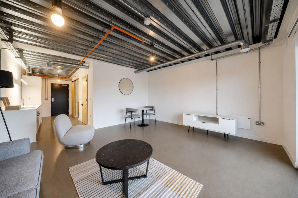 Apartment in Leeds - View 3