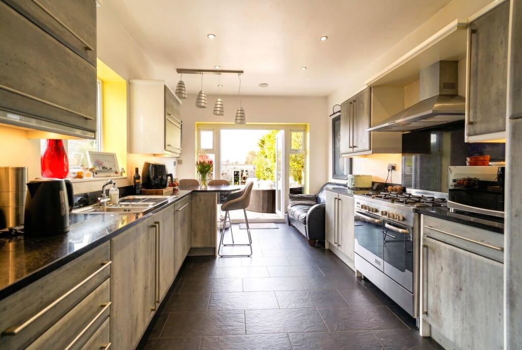 Additional image 2 of Streetsbrook Road, Shirley