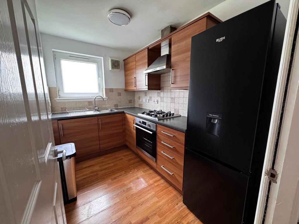 Apartment in Kirkcaldy, Invertiel - View 3