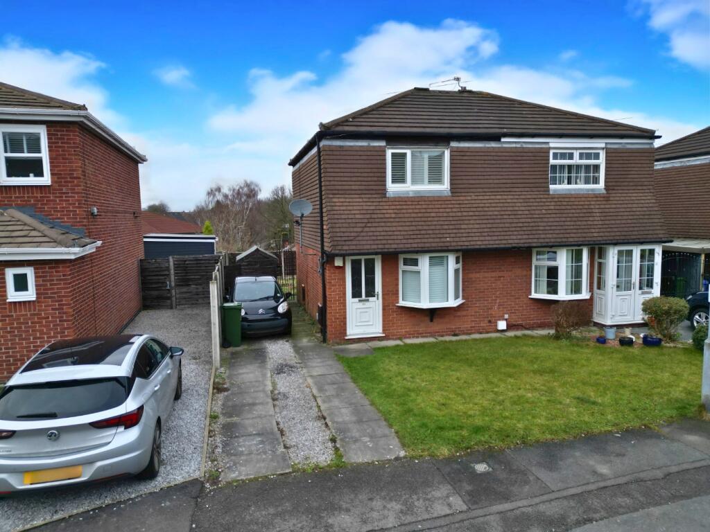 Main image of property: Victoria Street, Hyde, SK14 4AA