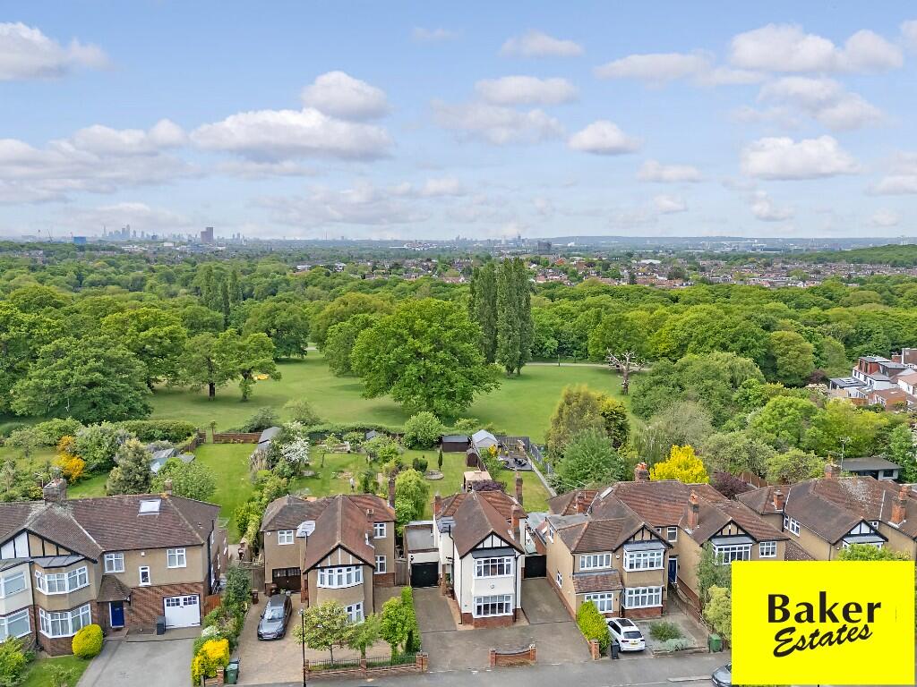 Montalt Road, Woodford Green, Essex, IG8 photo 2