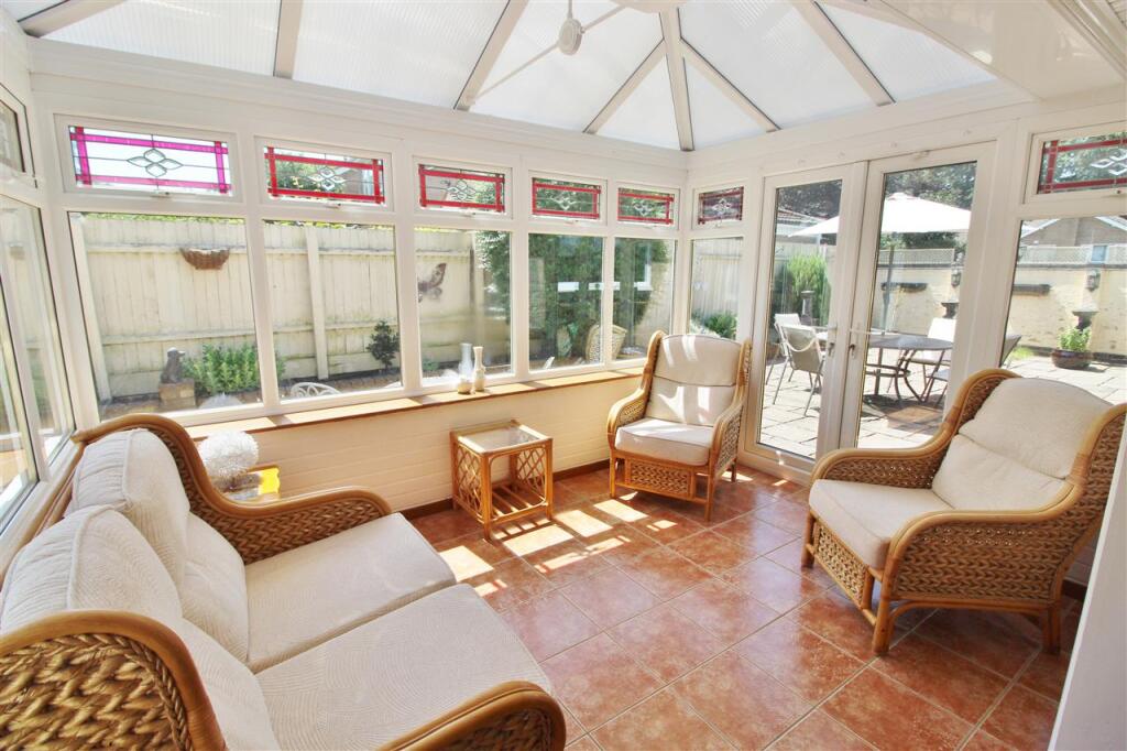 House in South Kesteven, Colsterworth - View 4
