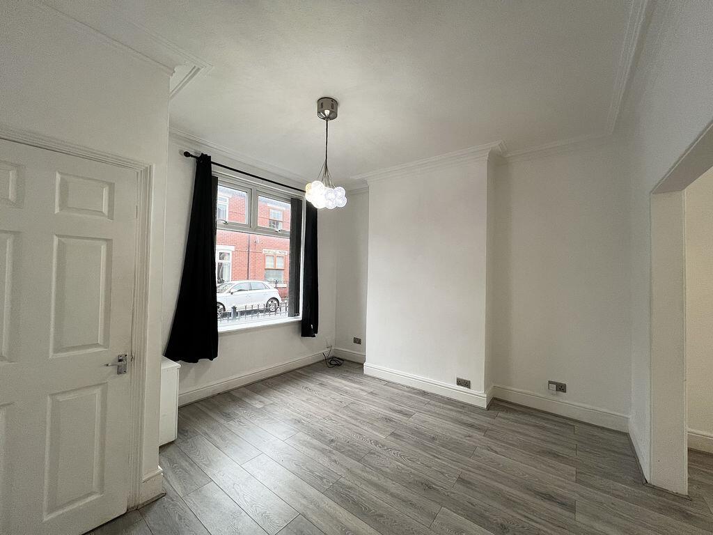 House in Salford, Greater Manchester - View 4
