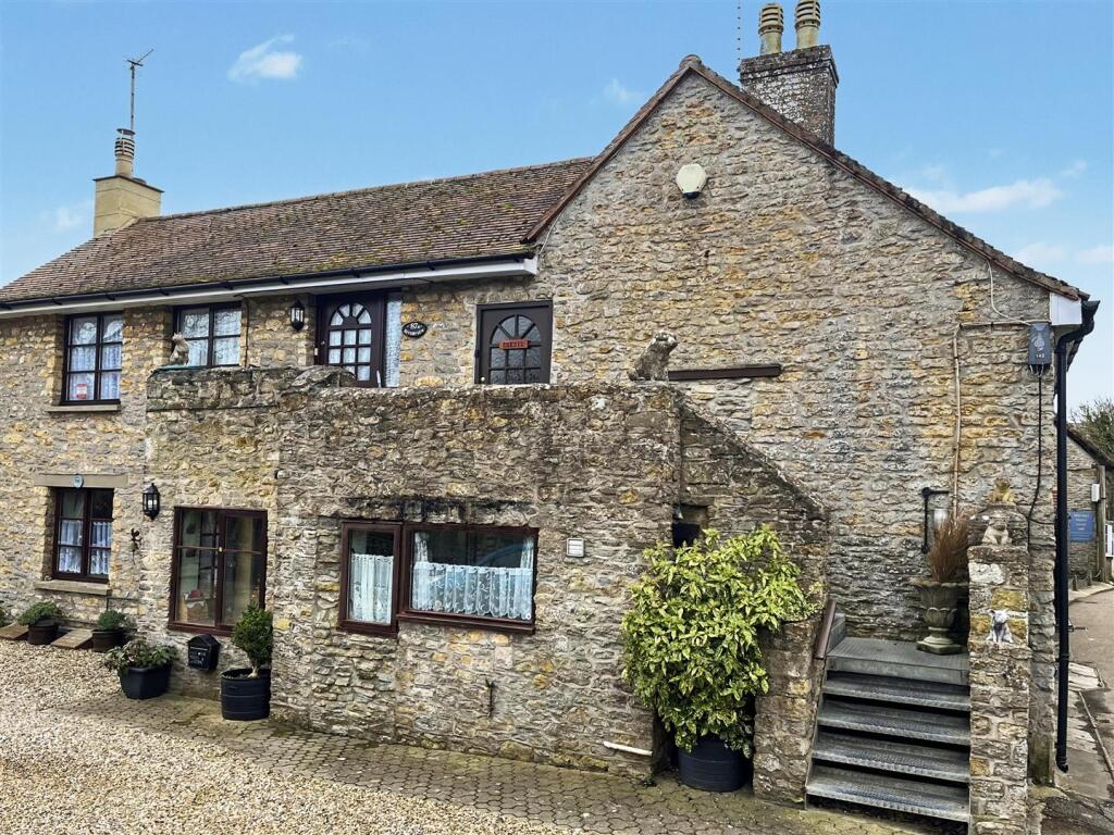 Main image of property: High Street, Burton Bradstock, Bridport