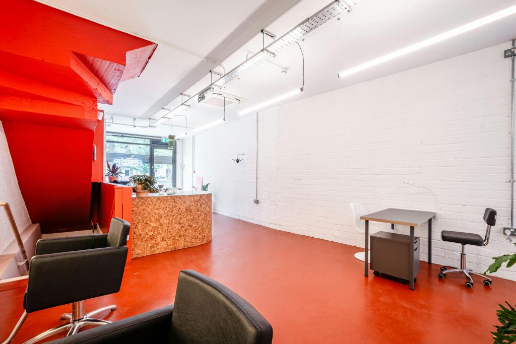 Hackney Rd 93 NEW  Low Res 7.jpg