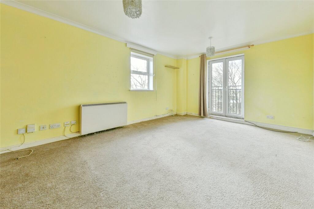 Bedwell Crescent, Stevenage, Hertfordshire, SG1 photo 3