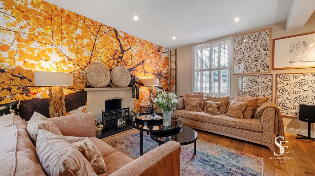 House in Bracknell - More
