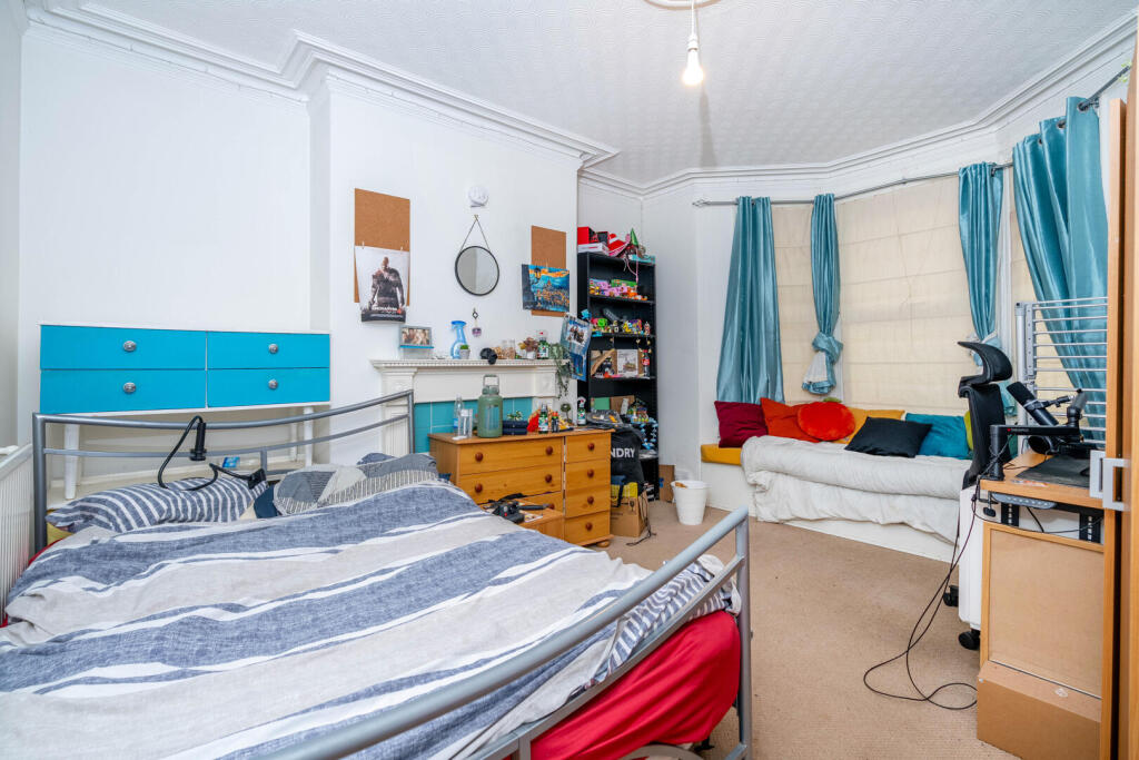 House in Lincoln, Whitton Park, New Boultham - View 5