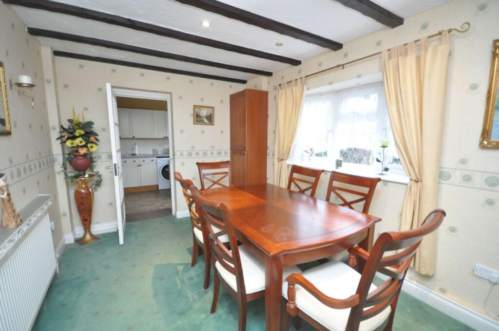 Elm Tree Avenue, Frinton-on-sea photo 5