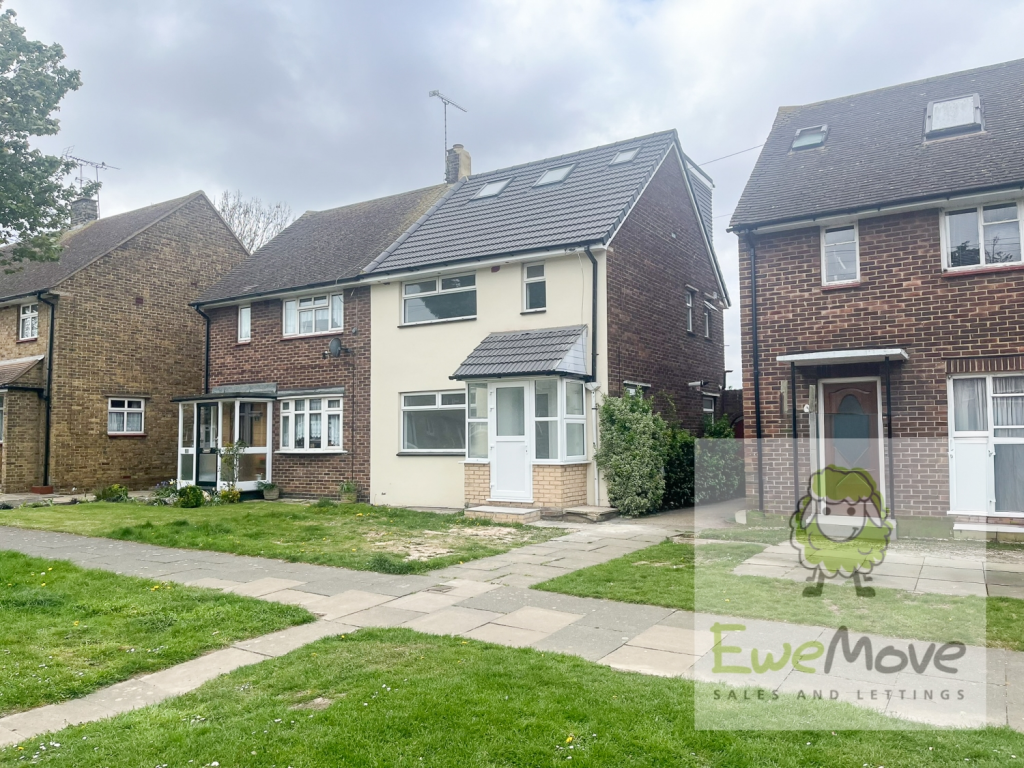 Main image of property: Norwich Avenue, Southend on Sea, Essex, SS2 4DE