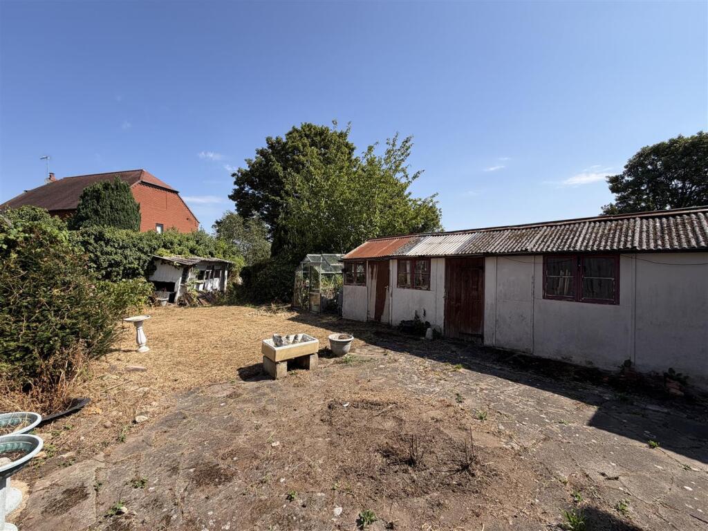 House in Warwick, Cliff Hill - View 3