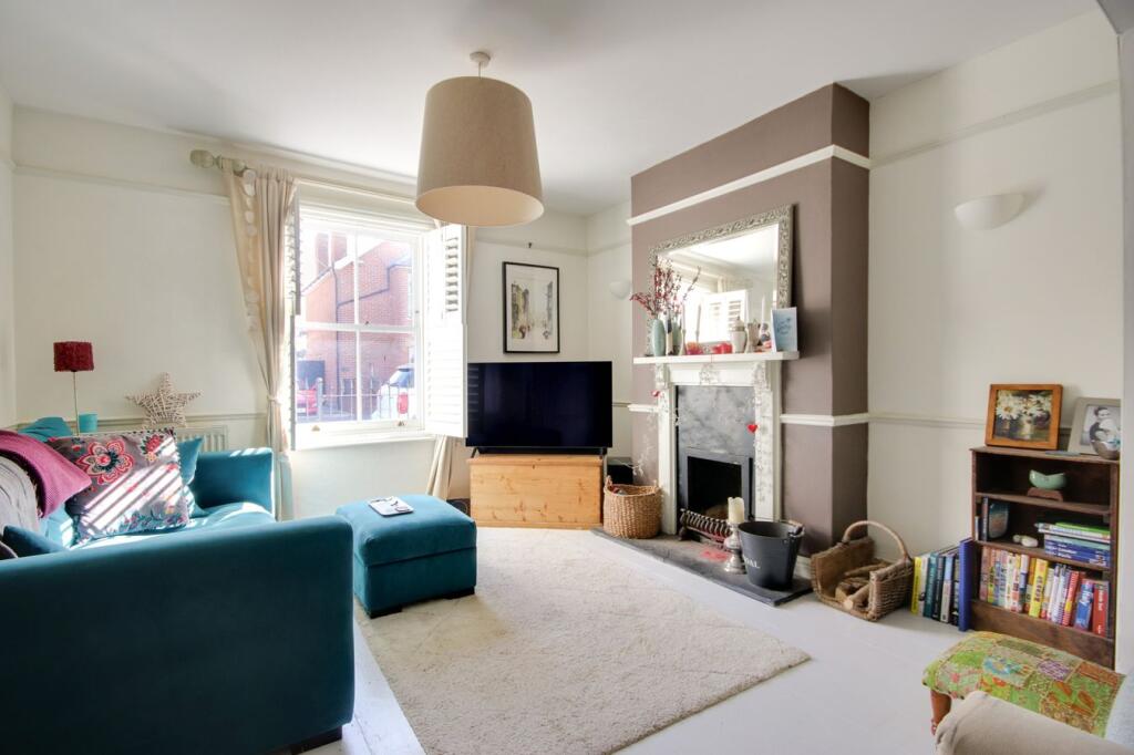 House in Lymington - View 5
