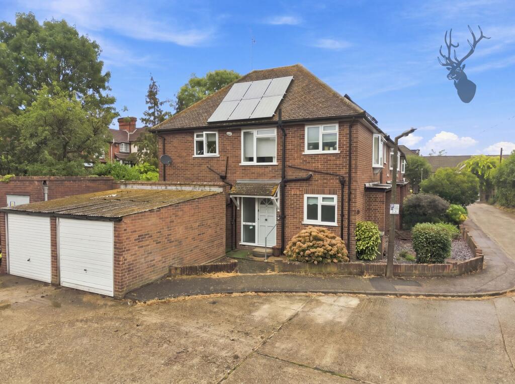 Main image of property: Algers Mead, Loughton, IG10