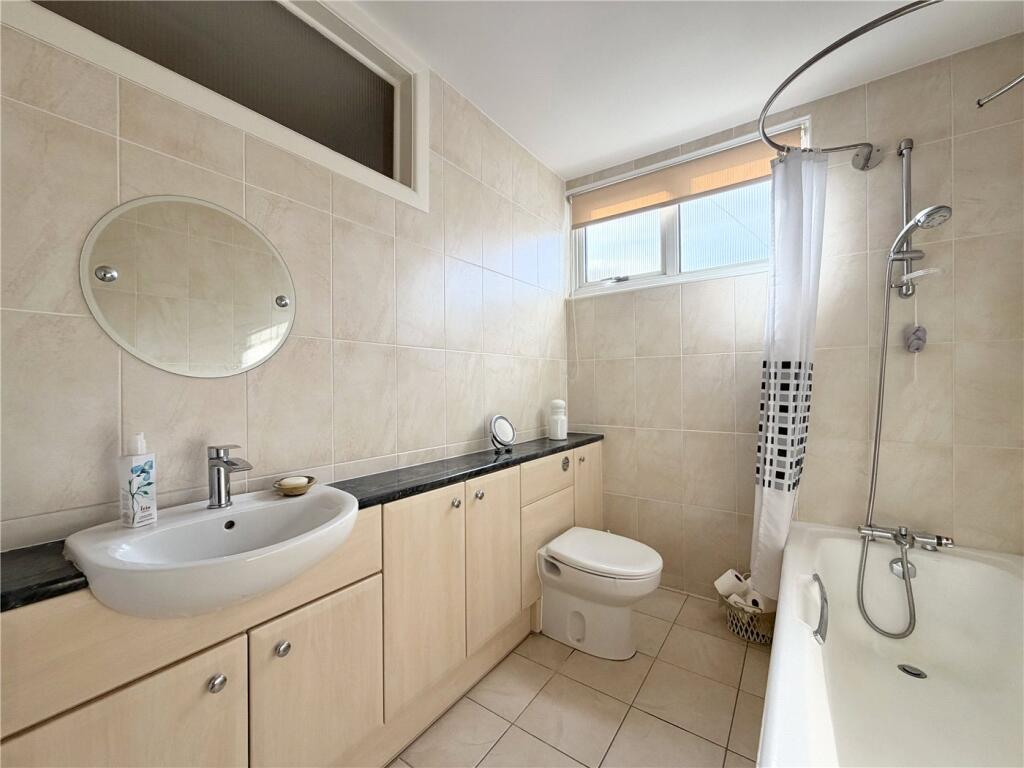 House in Bournemouth, Westbourne - More