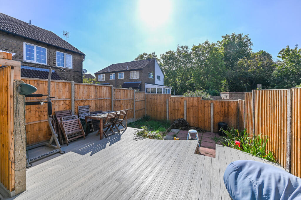 House in London - View 5