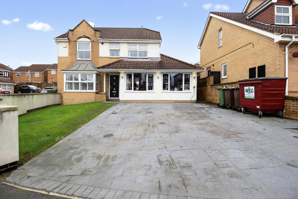 Main image of property: Millcroft, Wakefield, WF3