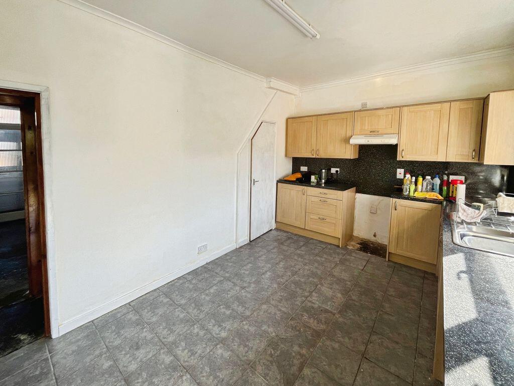 Bolton Road, Kearsley photo 4