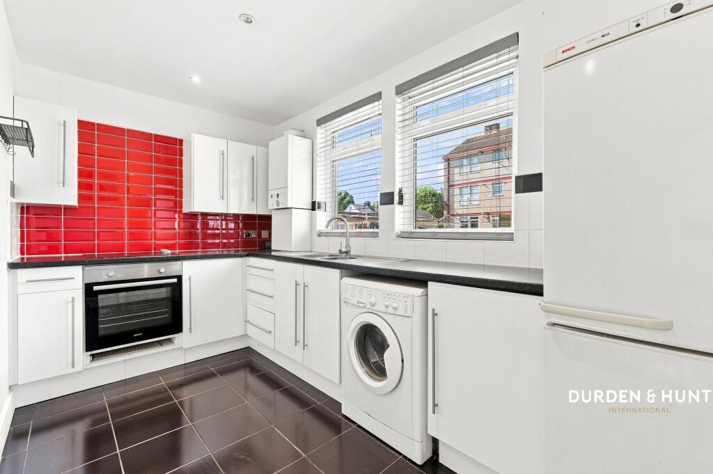 Apartment in London - View 5