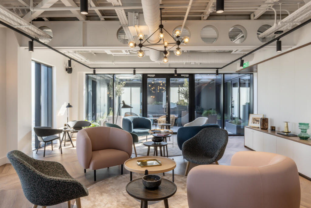 Main image of property: Ten Degrees, Croydon