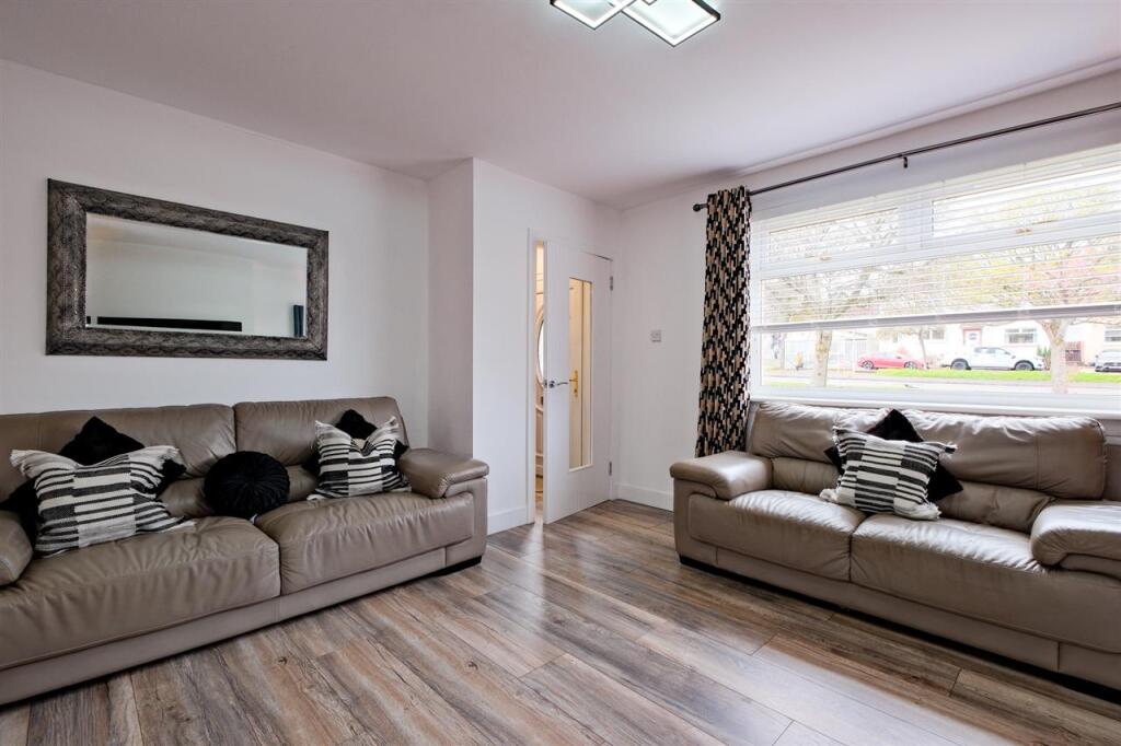 South View, Blantyre photo 3
