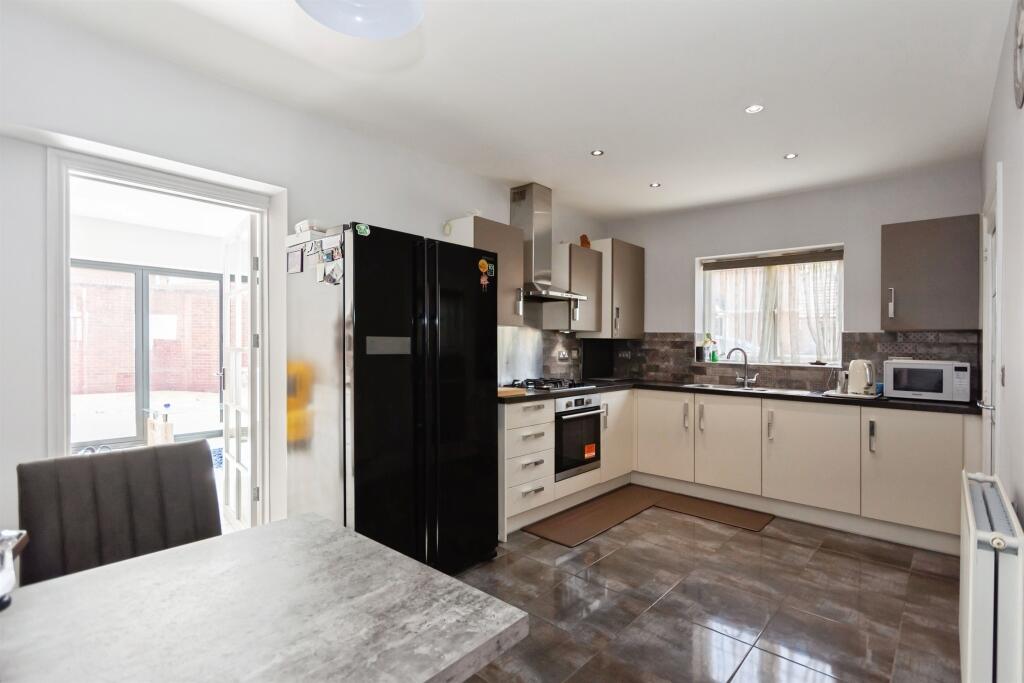 Brindley Avenue, Birmingham photo 5