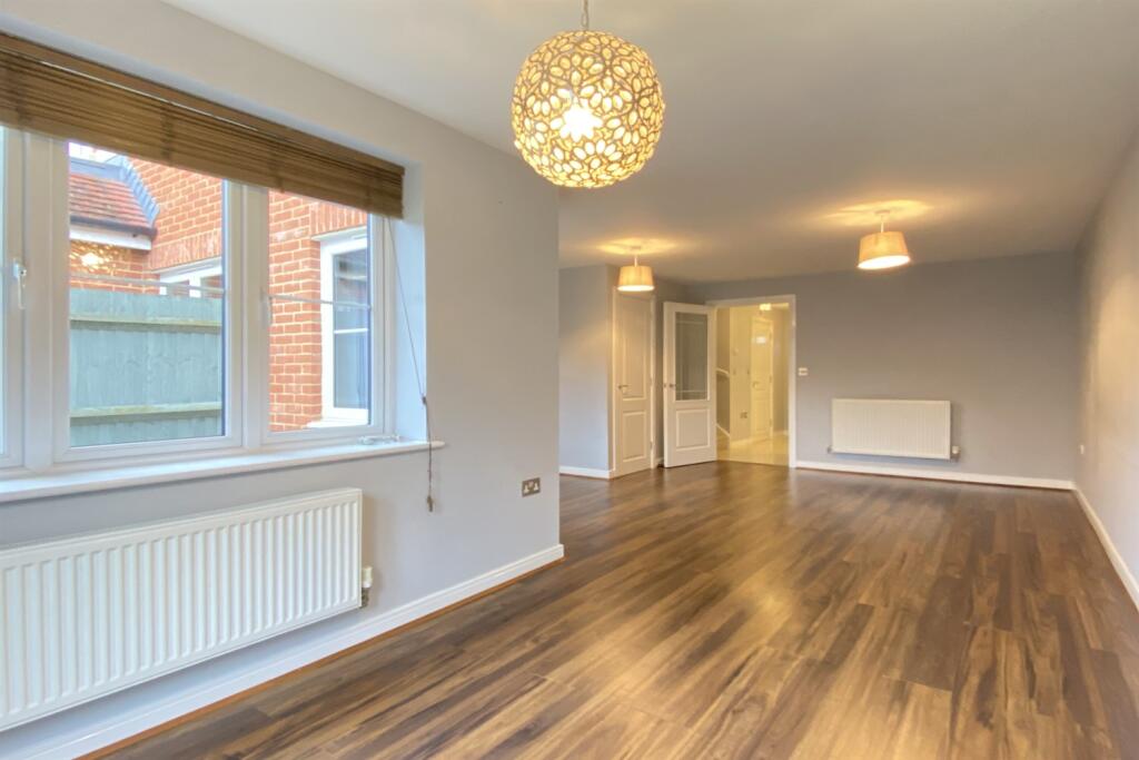 House in Basingstoke and Deane, Tadley - View 5
