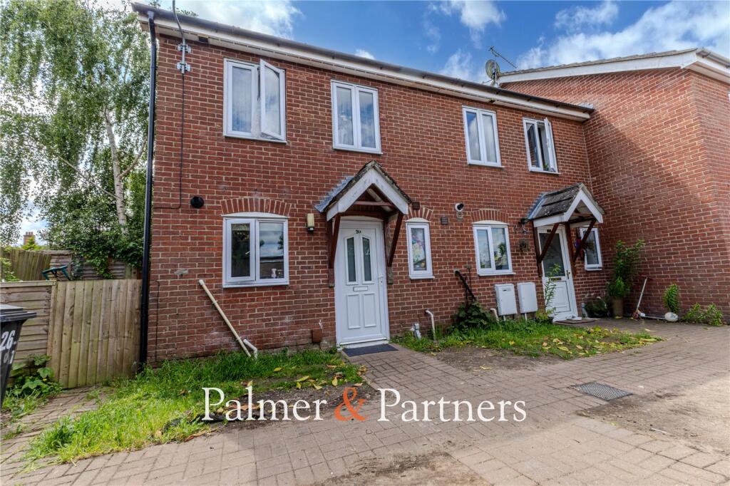 Main image of property: Starfield Close, Ipswich, Suffolk, IP4