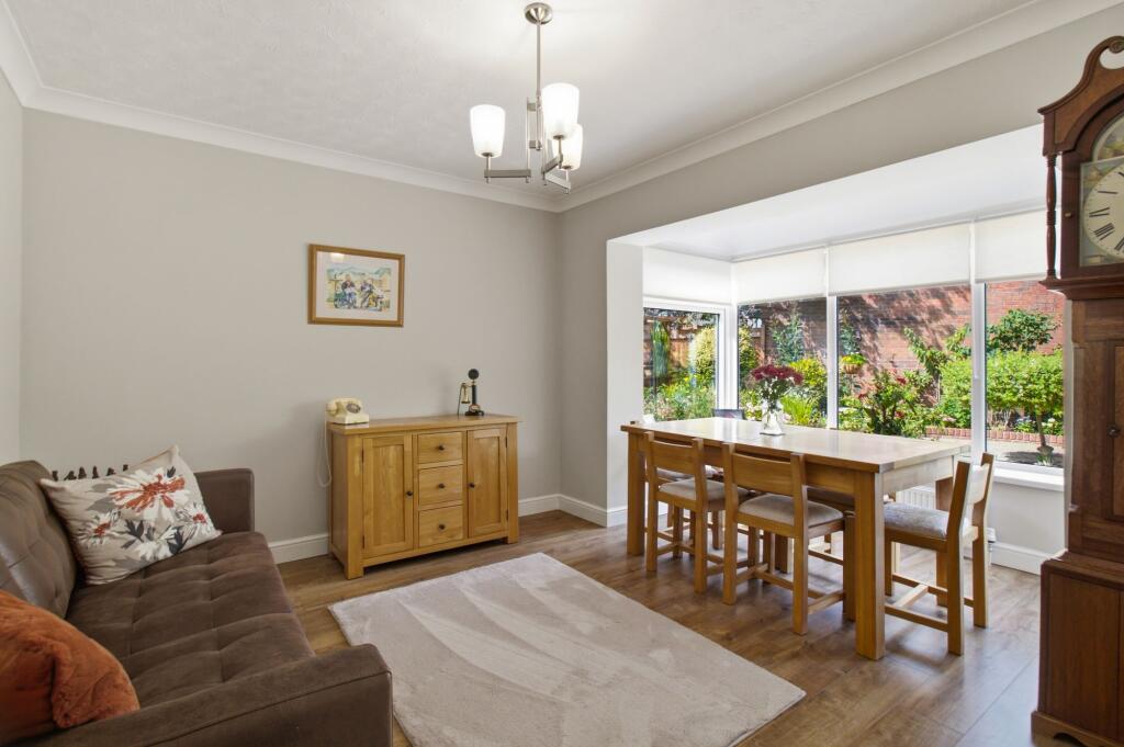House in Worcester - View 3