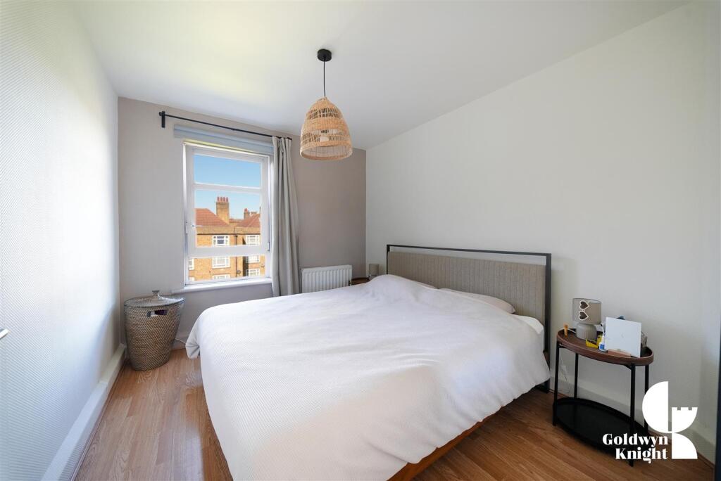 Apartment in London, Charlton - View 4