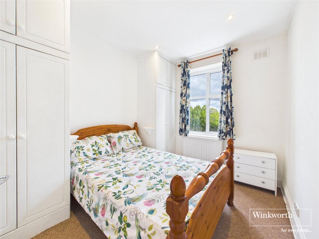 Apartment in London - More