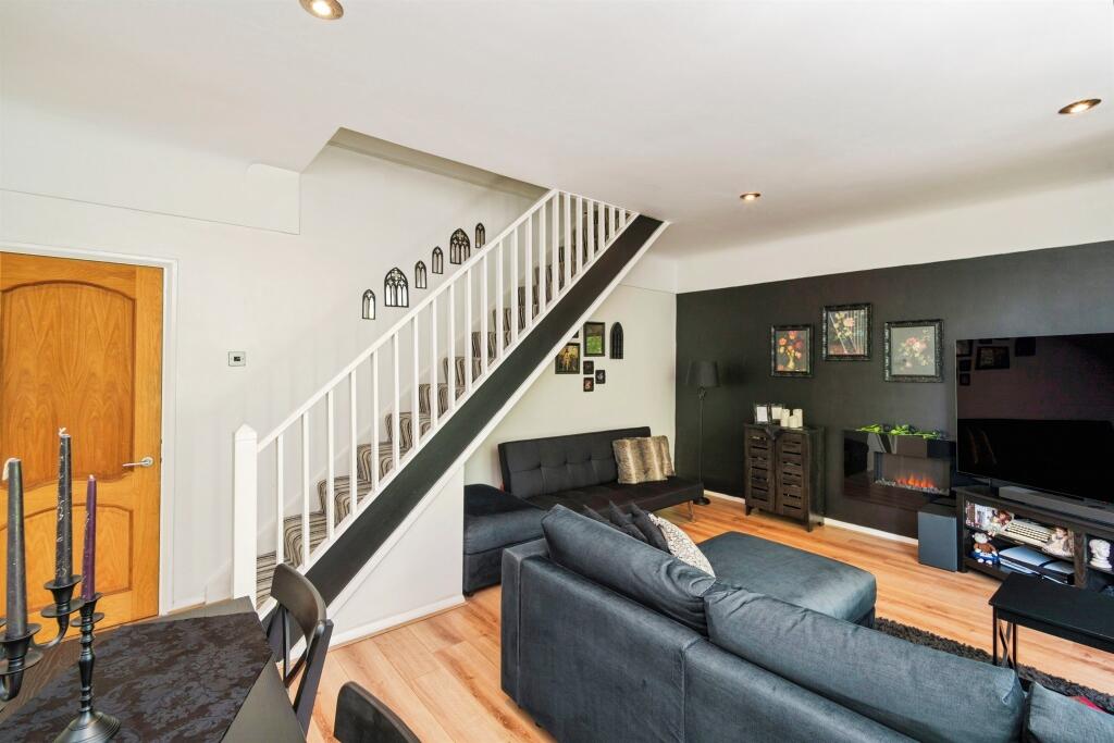 Apartment in Wallasey, New Brighton - View 4