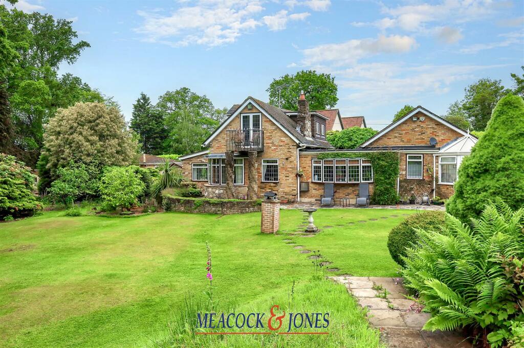 Main image of property: Mores Lane, Pilgrims Hatch, Brentwood