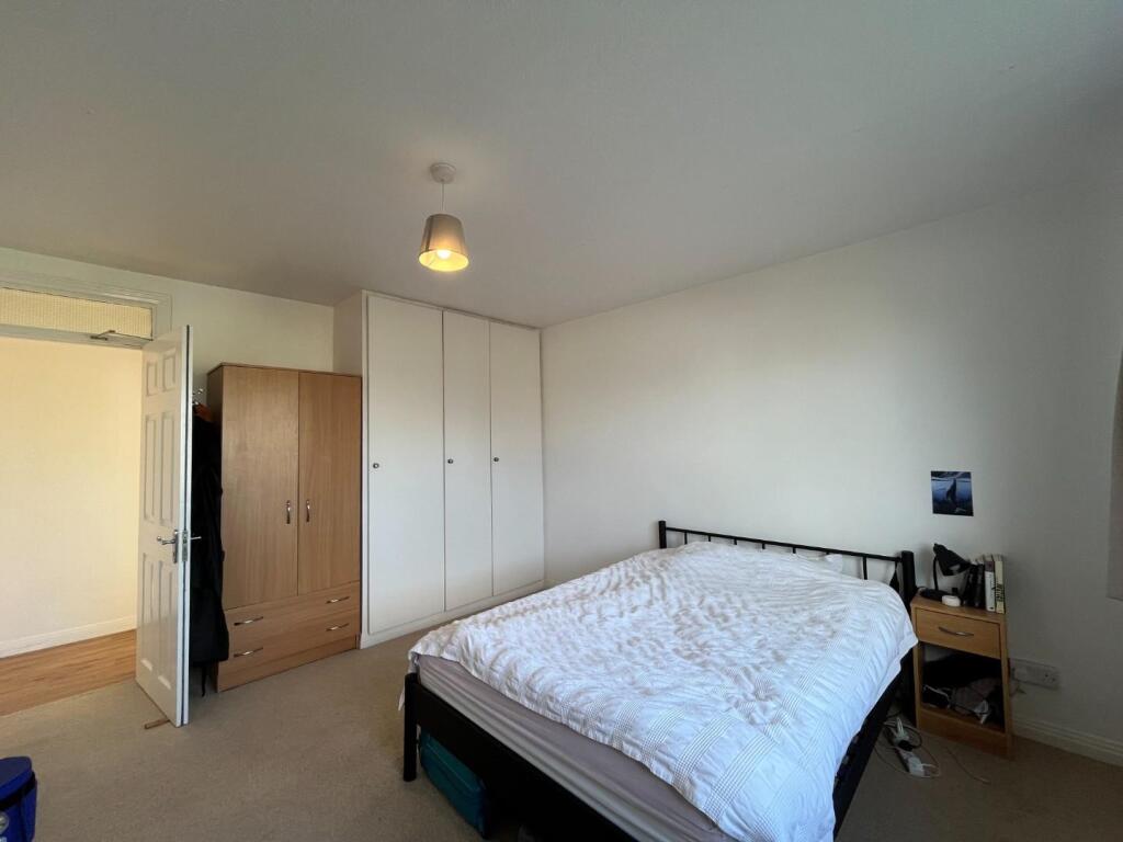 Apartment in London, New Malden - View 5