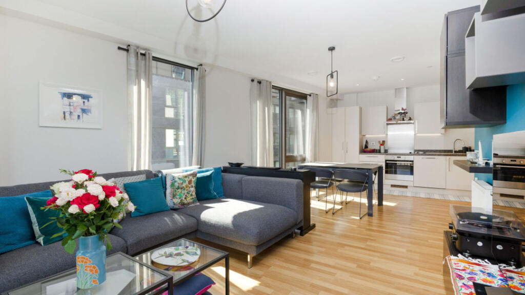 Apartment in London - View 3