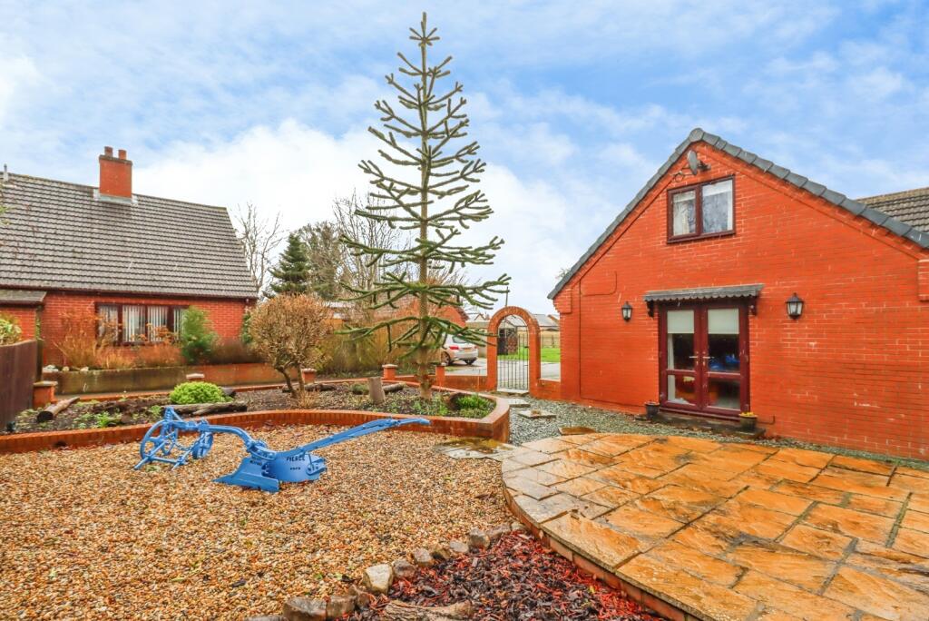 House in Powys, Llandrinio - View 5