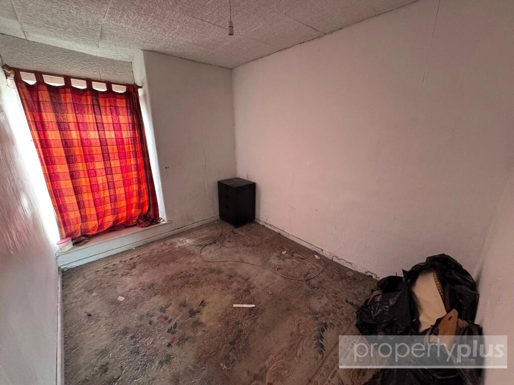 House in Ystrad - More