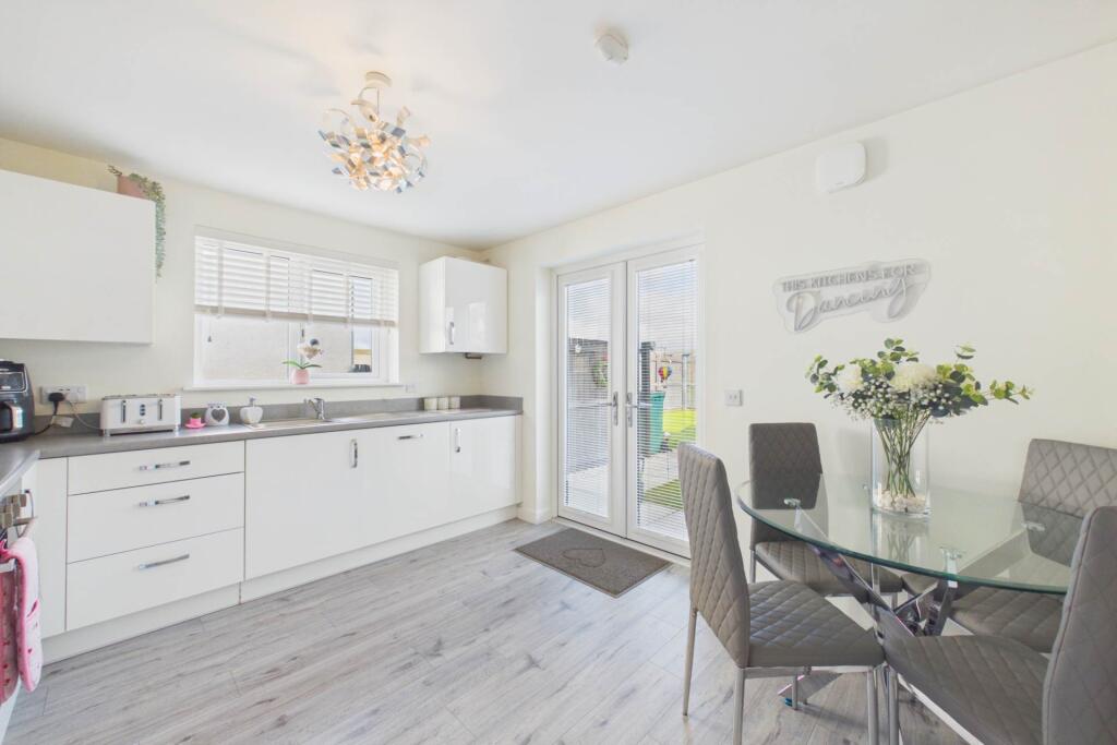 House in Motherwell, North Lanarkshire - View 5