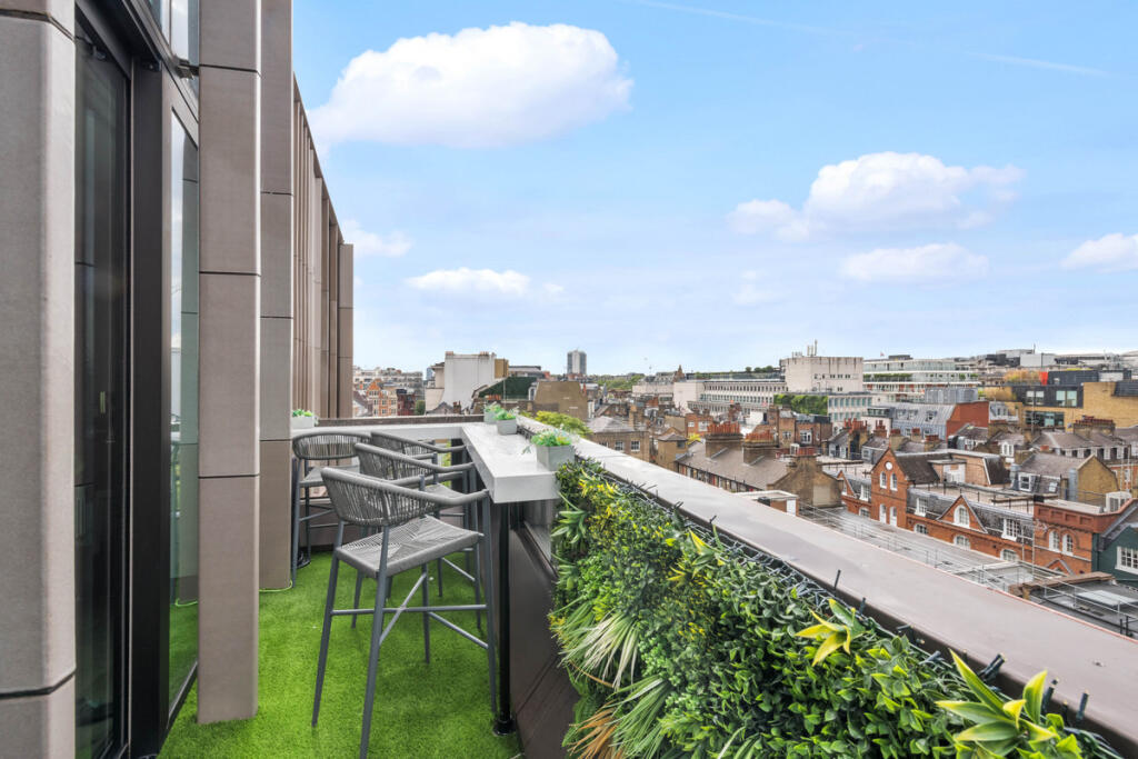 Apartment in London - View 4