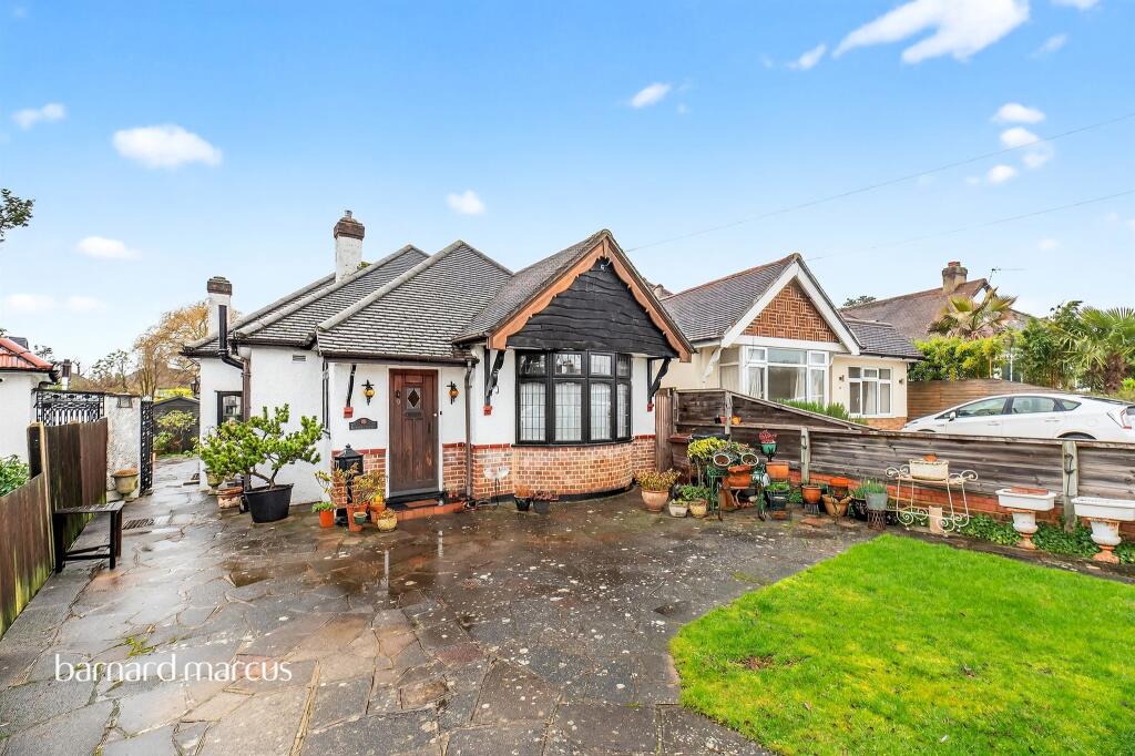 Main image of property: The Warren, Worcester Park