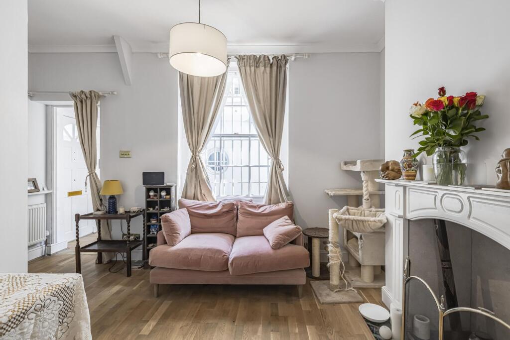Apartment in London, City of Westminster - More