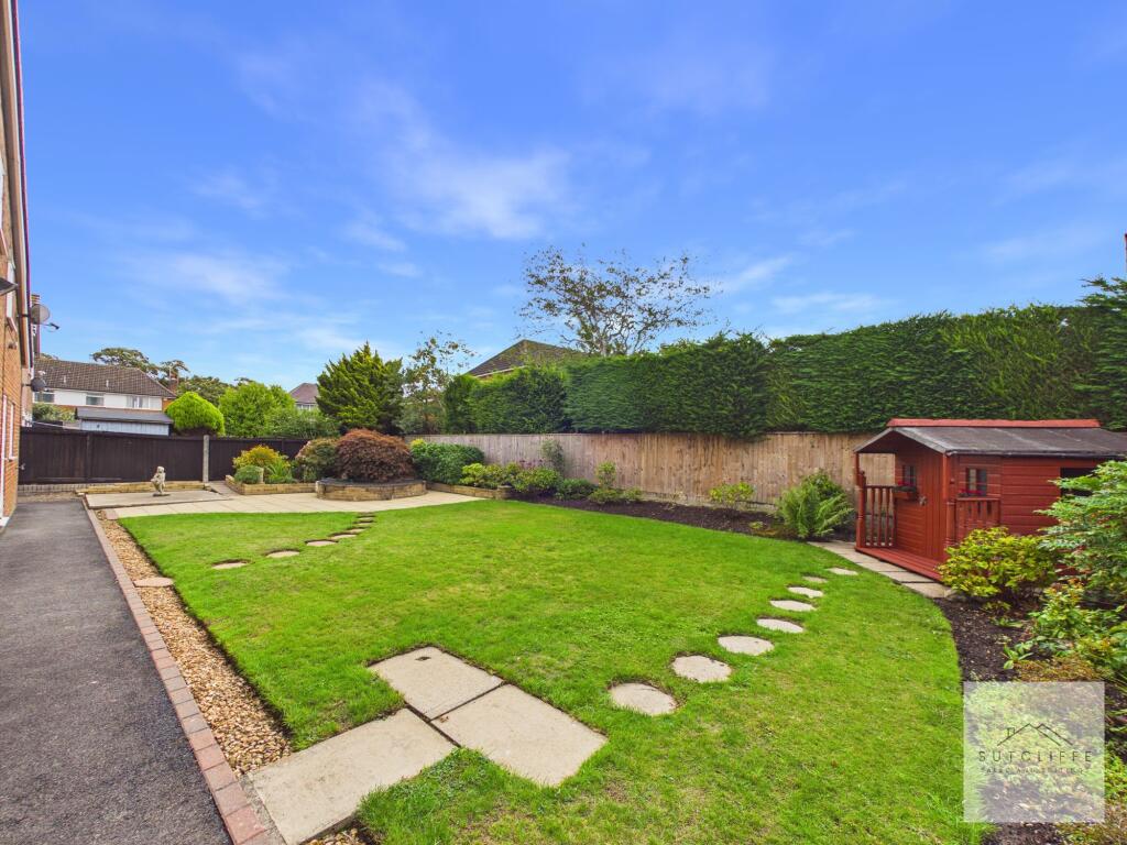 Ribby Avenue, Wrea Green, PR4 photo 4